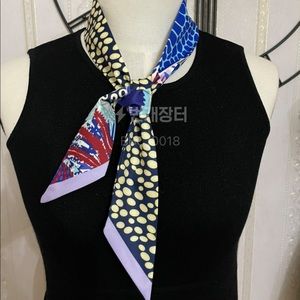 Twilly bandana scarf. New